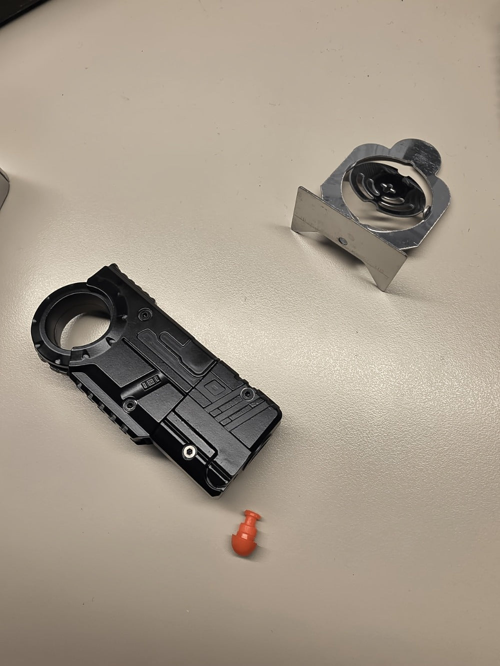 Alloy Finger Pistol Fidget Toy, One-Touch Cartridge Ejecting Stress Desk Toy, Cool EDC Novelty Gift for Adults Men Teens
