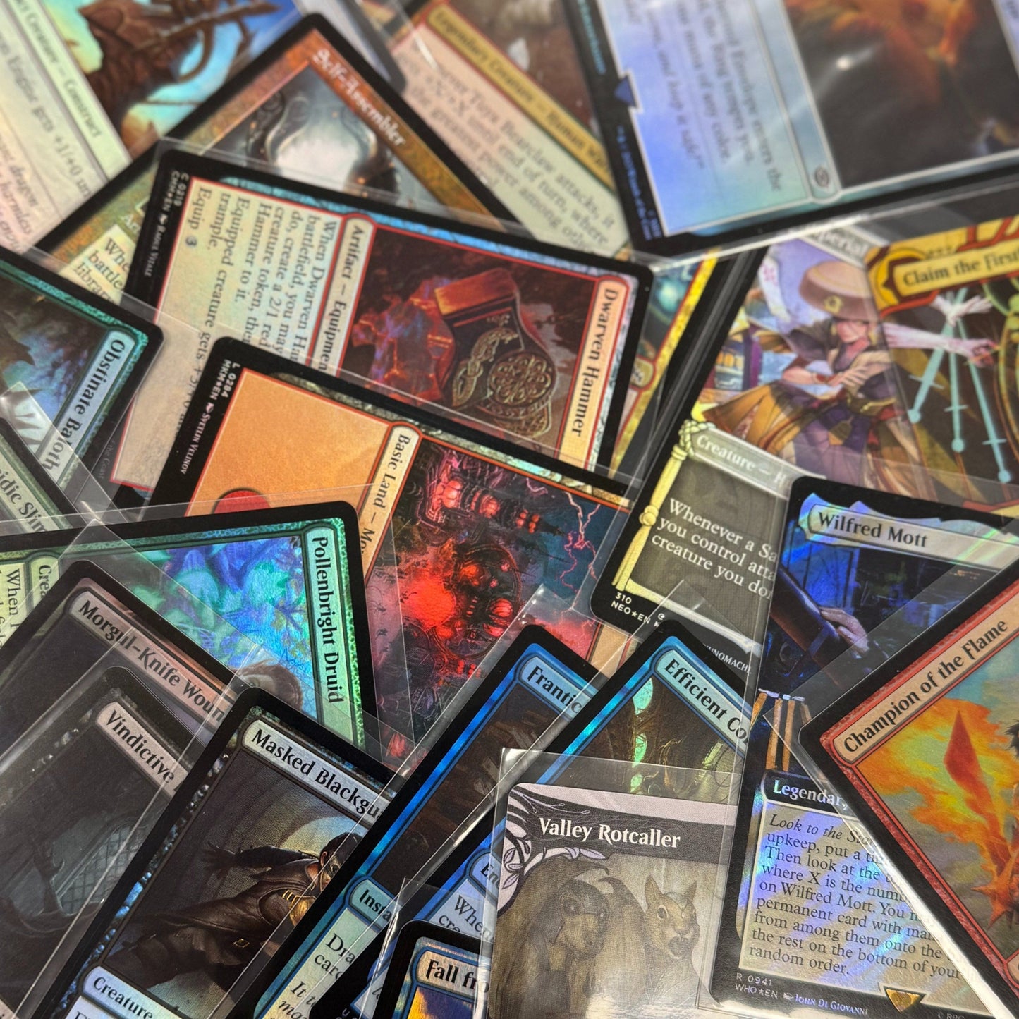 Card Game 100-Card Fantasy Bundle with 85 Assorted Cards, 10 Land Cards and 5 Additional Cards