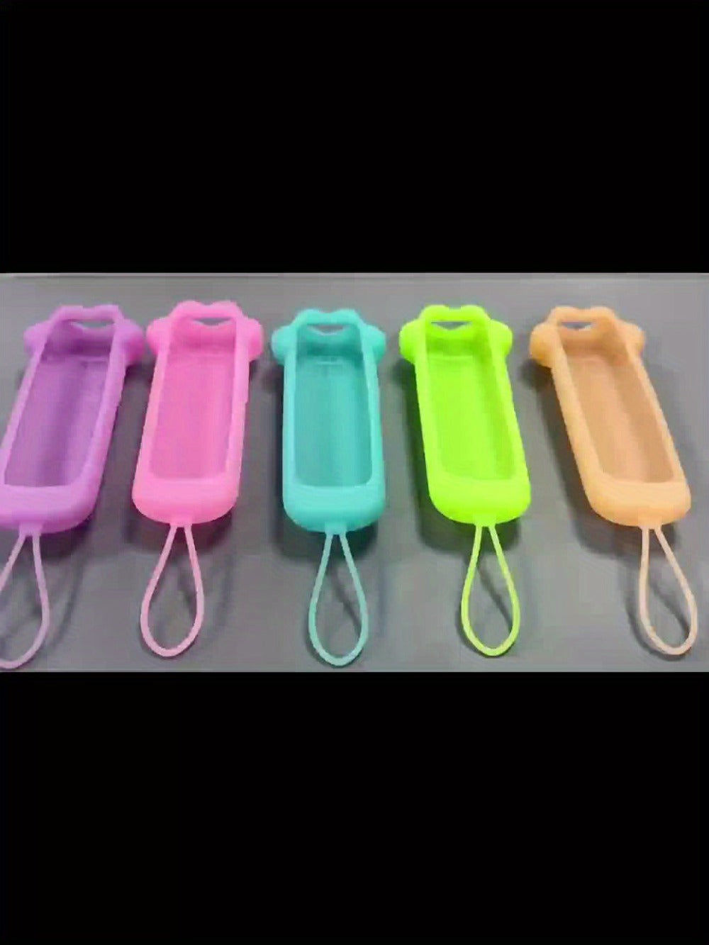 Dog Paw Silicone Remote Control Case Glow in the Dark – Cute Luminous Green Protective Cover for TCL Hisense Roku Remote