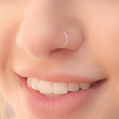 160pcs Body Piercing Kit with Piercing Gun, Professional Jewelry Set for Ear, Nose, Lip & Belly with Stainless Steel & Acrylic Studs