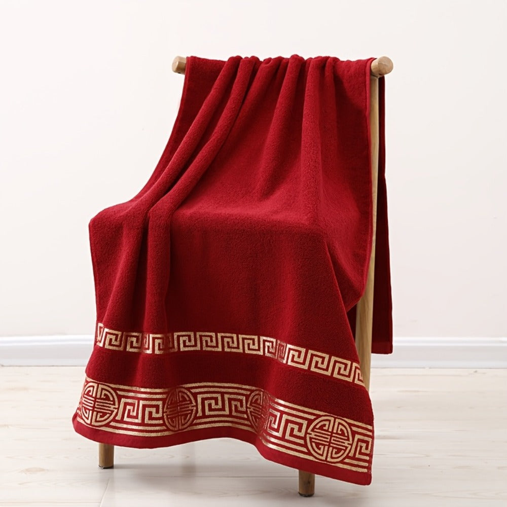 Five-Piece Patterned Bath Towel Set with One Bath Towel, Two Hand Towels and Two Washcloths in Three Colors