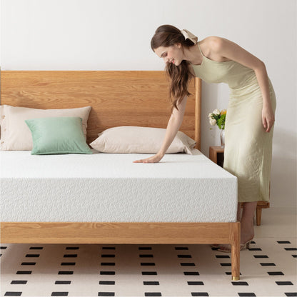 Mattress shown in the 8“ Queen option