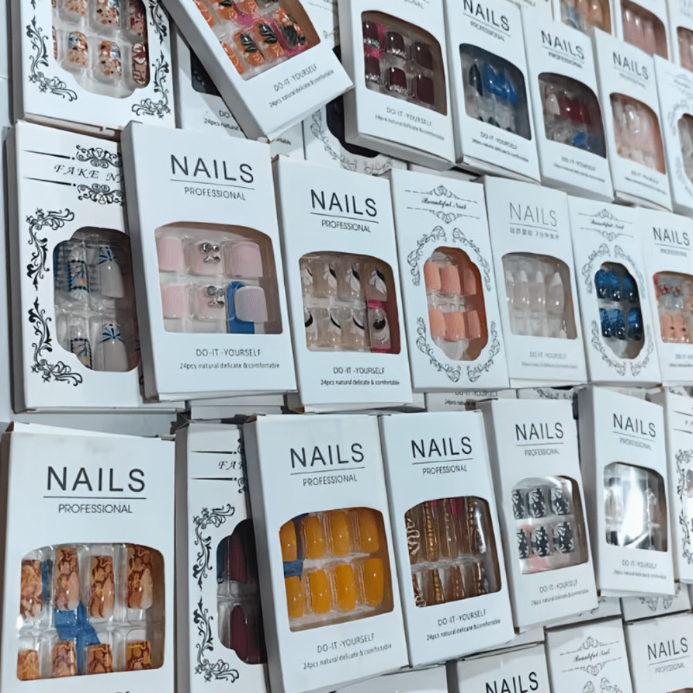 Press On Nails 576-Piece Full-Cover Assorted Glossy Variety Set with Styles for Parties and Daily Wear