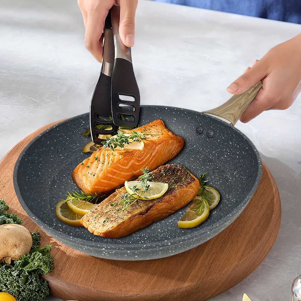Non-Stick Frying Pan Set 3-Piece 7 9.5 11 Inch, Skillet Set with Insulated Handle for Home Cooking, Dining and Outdoor Meals