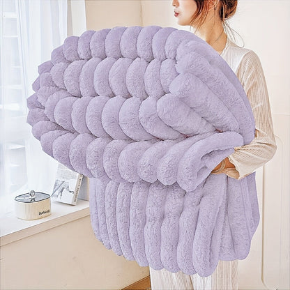Fleece Blanket Double-Sided 3D Faux Rabbit Fur Throw – Ultra-Soft Thick 300-350g/m² for Home, Office, Travel & Camping