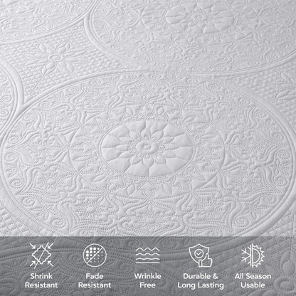 Floral-Pattern Three-Piece Bedspread Set in 16 Colors with Twin, Queen, King and California King Sizes