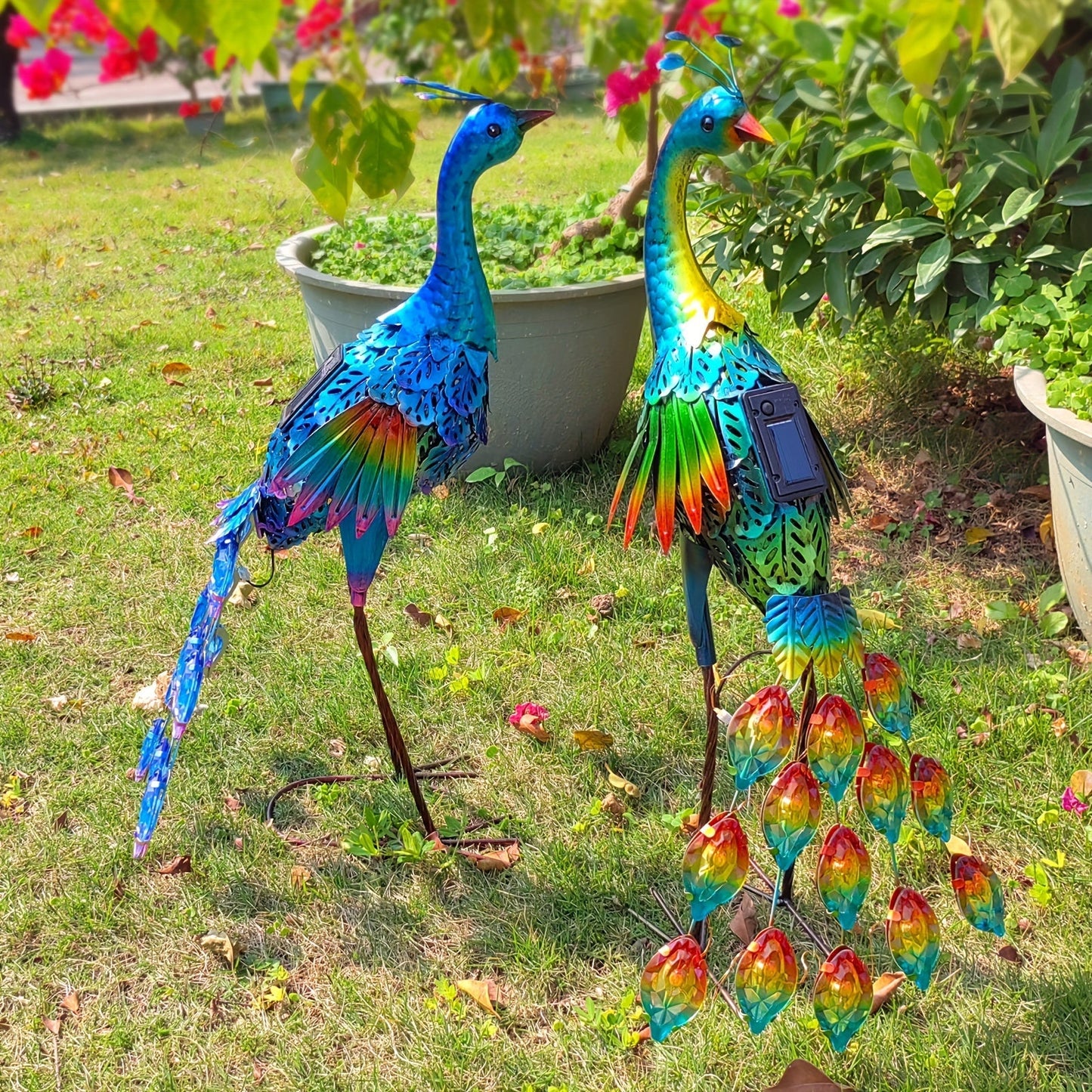 Solar Peacock Garden Statue – Metal Bird Sculpture with LED Lights, Outdoor Yard Art Decor for Patio, Lawn & Garden, Unique Gift