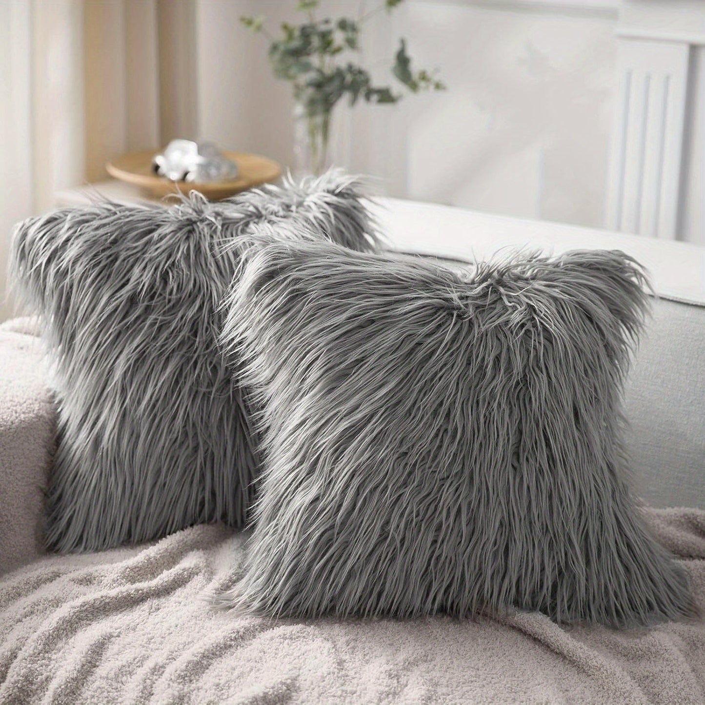 Faux Fur Throw Pillow Covers Pack of 2 – Luxury Soft Fluffy Decorative Cushion Covers for Couch Bed Sofa, Pet Friendly, Zipper Closure