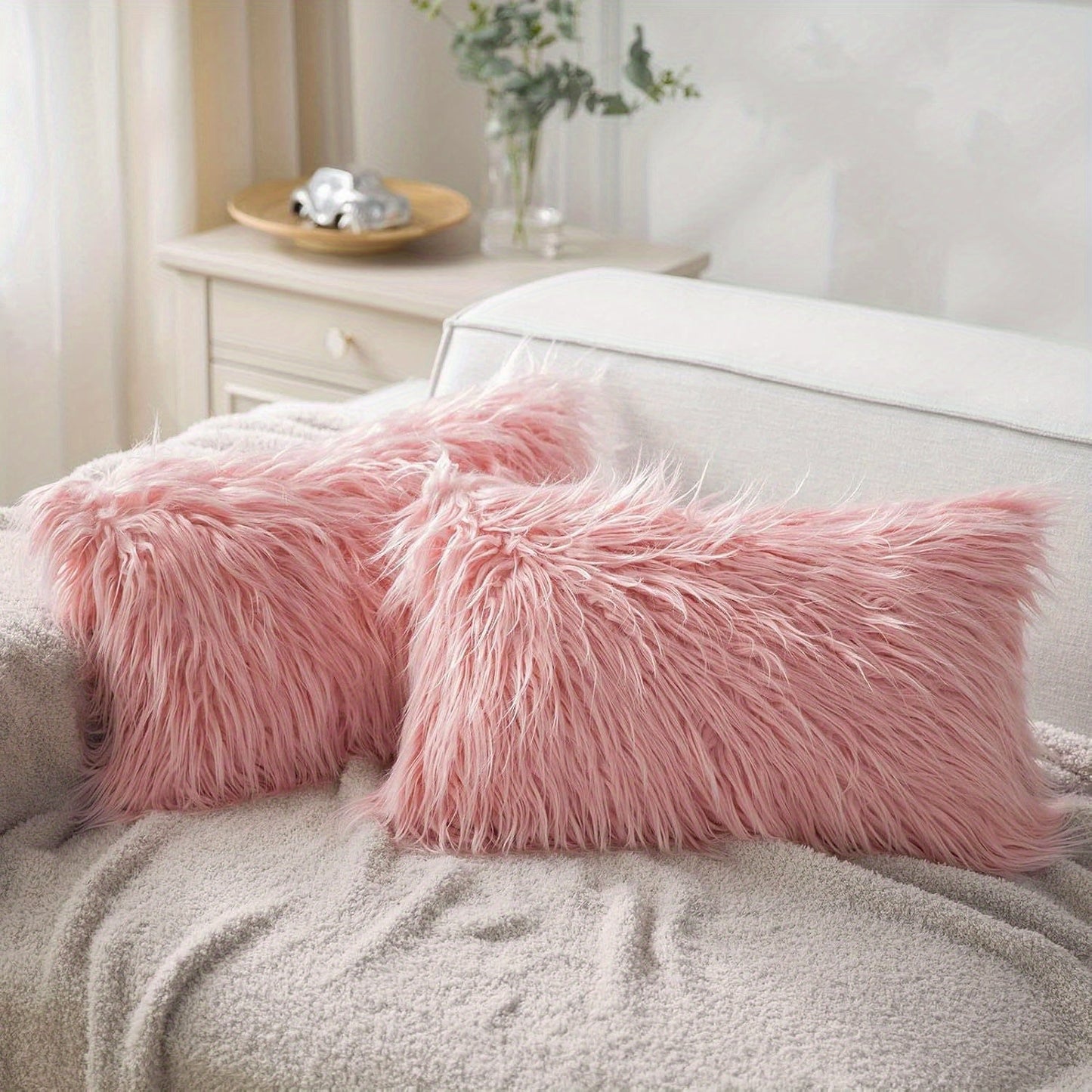 Faux Fur Throw Pillow Covers Pack of 2 – Luxury Soft Fluffy Decorative Cushion Covers for Couch Bed Sofa, Pet Friendly, Zipper Closure