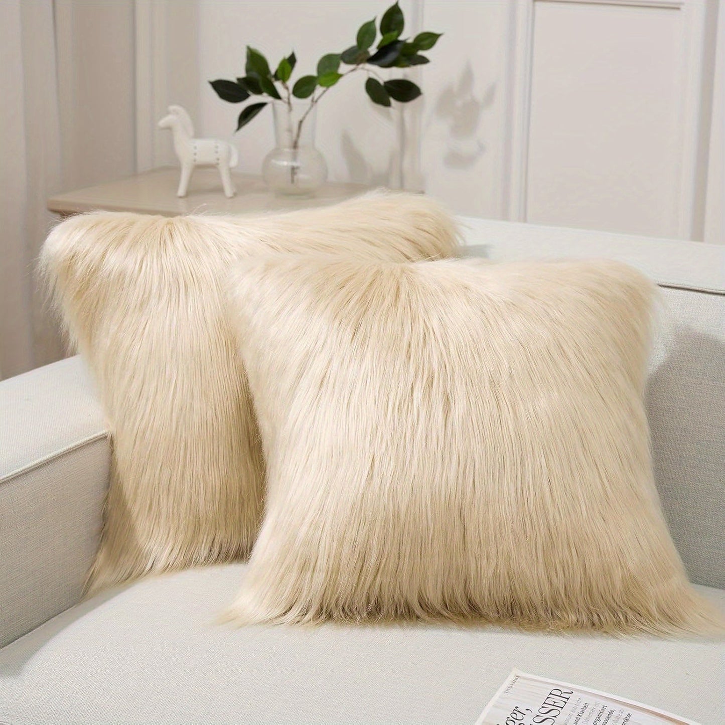 Faux Fur Throw Pillow Covers Pack of 2 – Luxury Soft Fluffy Decorative Cushion Covers for Couch Bed Sofa, Pet Friendly, Zipper Closure