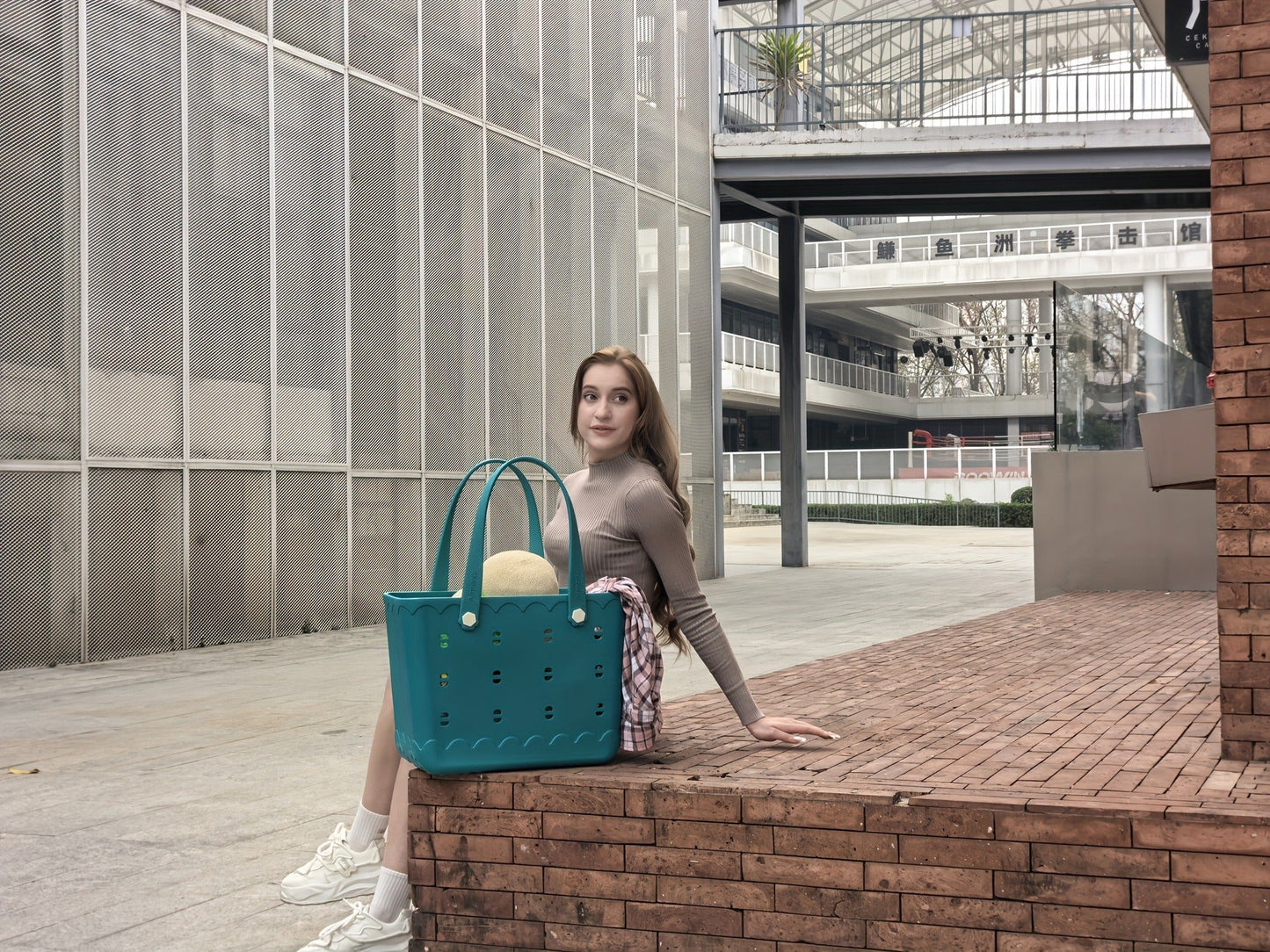 Beach Tote Bag for Women, Large Shoulder Handbag for Travel Vacation Fruits Flowers Drinks, M & L
