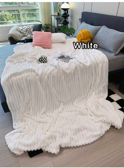 Fleece Blanket Double-Sided 3D Faux Rabbit Fur Throw – Ultra-Soft Thick 300-350g/m² for Home, Office, Travel & Camping