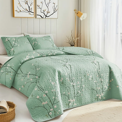 Plum Blossom Quilted Bedspread Set Machine Washable Soft Breathable Hypoallergenic Comforter with Pillowcases Twin Full Queen King Size