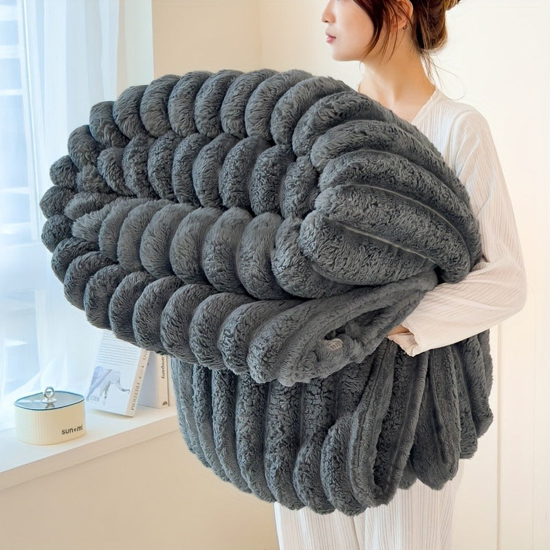 Fleece Blanket Double-Sided 3D Faux Rabbit Fur Throw – Ultra-Soft Thick 300-350g/m² for Home, Office, Travel & Camping
