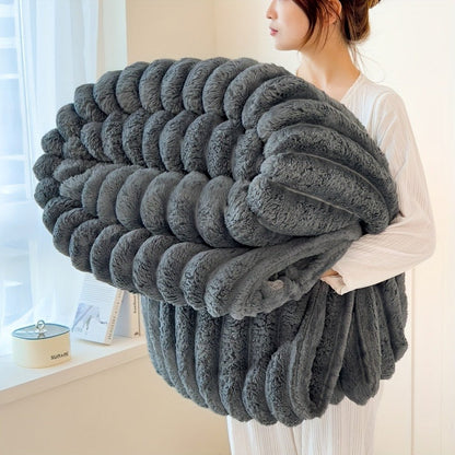 Fleece Blanket Double-Sided 3D Faux Rabbit Fur Throw – Ultra-Soft Thick 300-350g/m² for Home, Office, Travel & Camping