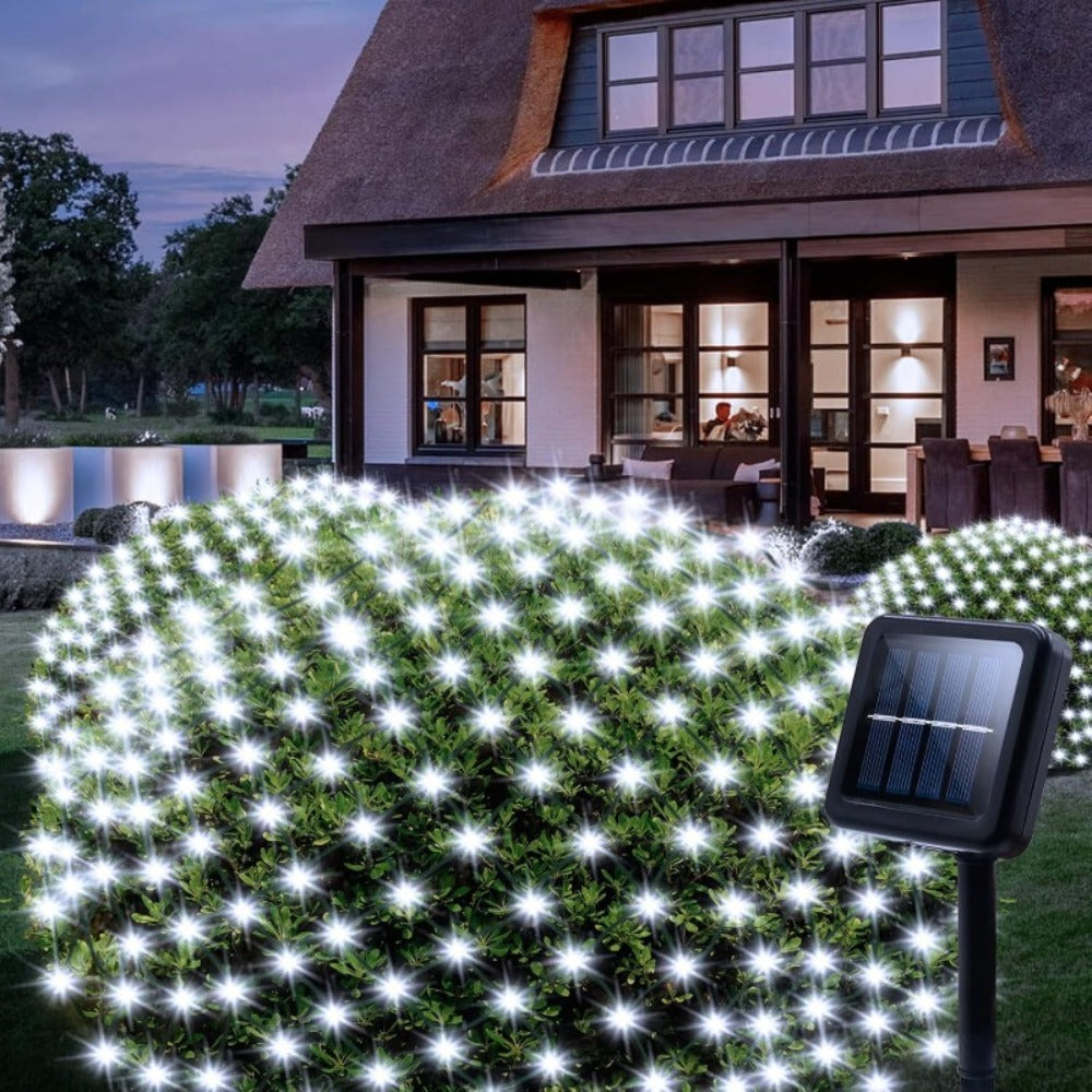 Solar Net Mesh Lights with Separate Panel, 100 to 360 LEDs and Three Colors for Outdoor Displays