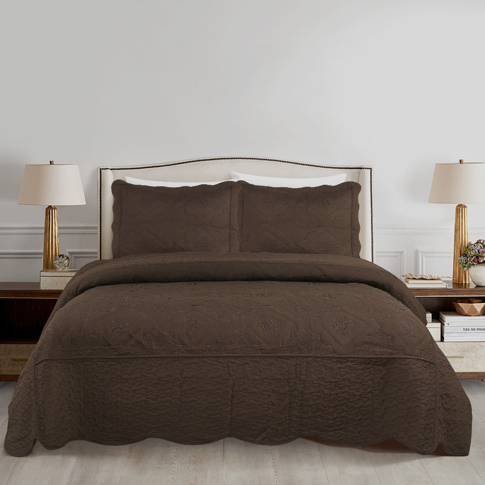 Quilt Set 3 Piece Floral Embroidery Bedspread – 100% Polyester Wrinkle Resistant Lightweight Quilted Coverlet with 2 Pillow Shams for Full