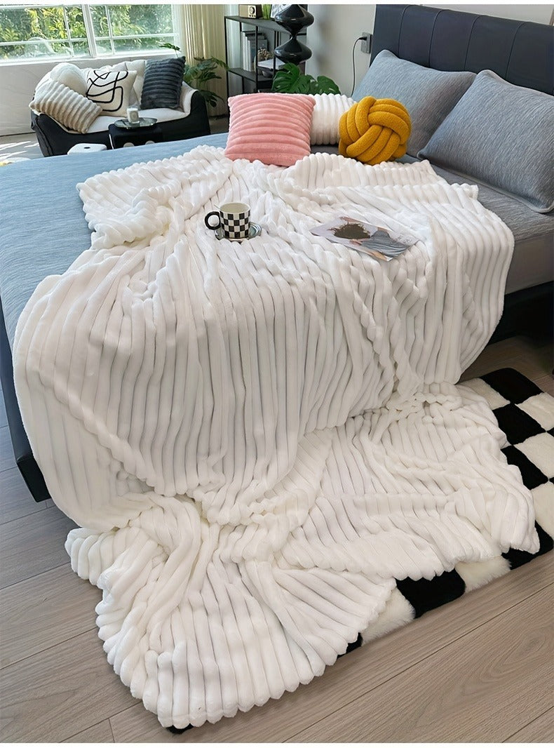 Fleece Blanket Double-Sided 3D Faux Rabbit Fur Throw – Ultra-Soft Thick 300-350g/m² for Home, Office, Travel & Camping