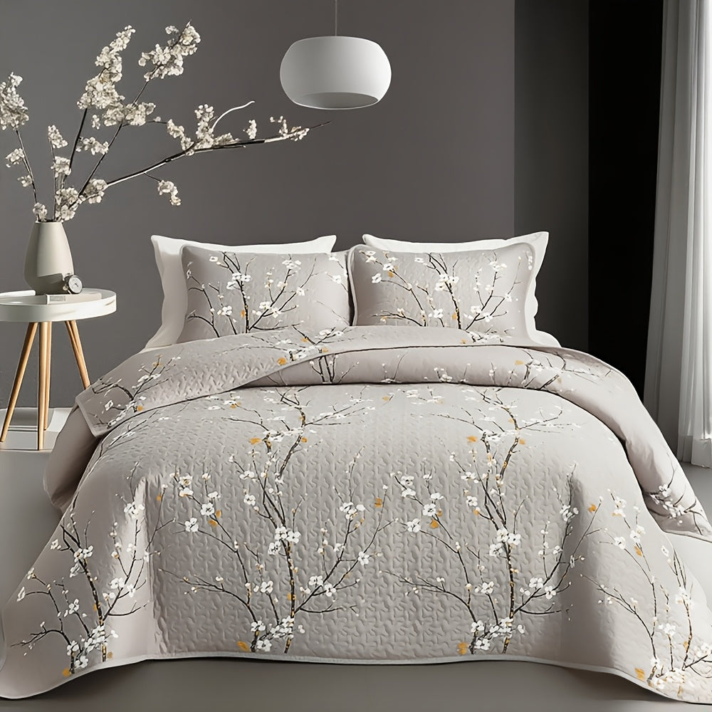 Plum Blossom Quilted Bedspread Set Machine Washable Soft Breathable Hypoallergenic Comforter with Pillowcases Twin Full Queen King Size