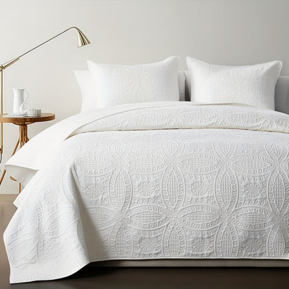 Coin-Pattern Quilted Coverlet Set with Pillowcases, Twin to King Sizes and Ten Color Choices