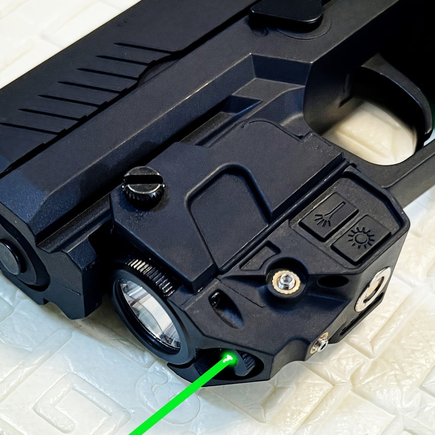 Tactical Green Laser Sight with LED Flashlight Combo – USB Rechargeable, Picatinny Rail Mount, Ambidextrous for Pistols, Rifles & Airguns