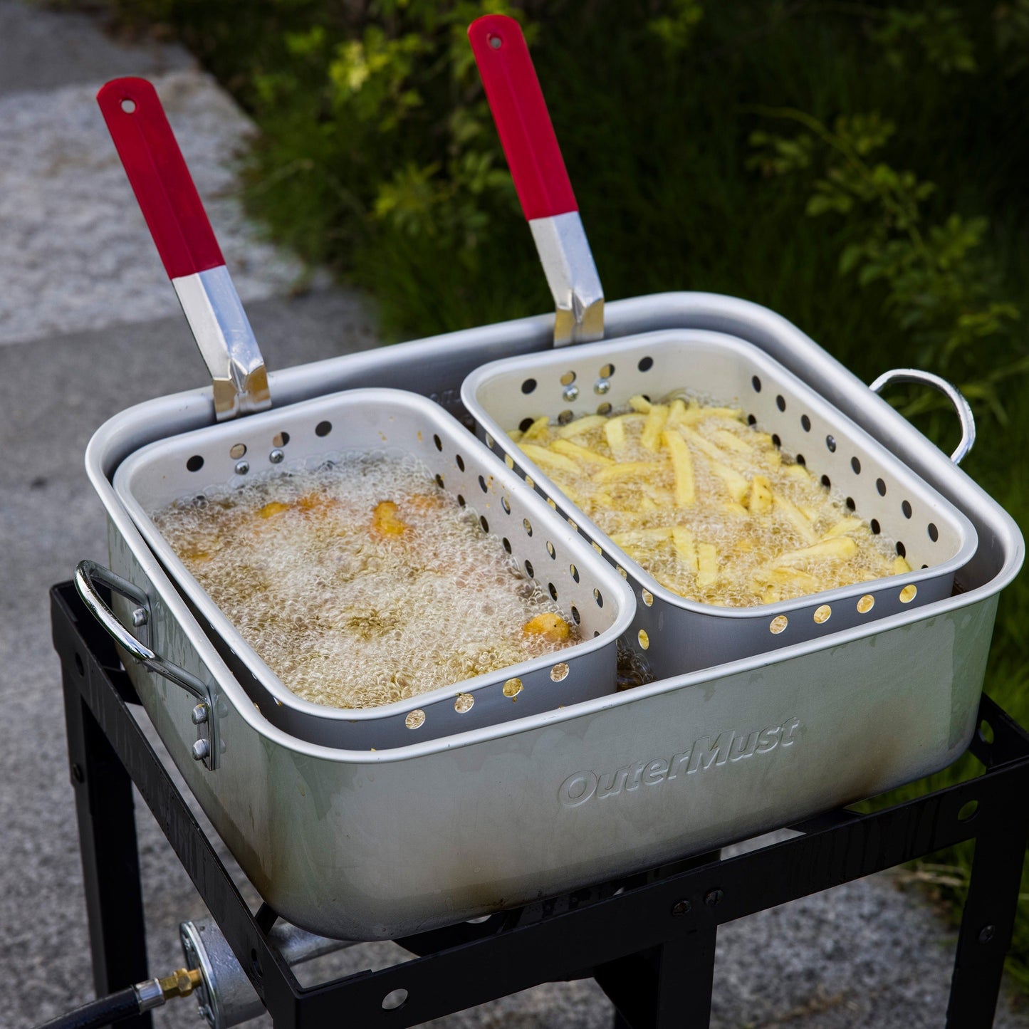 Outdoor Deep Fryer 18 Qt Dual Basket Propane Fish Fryer 58000 BTU Cast Iron Burner with Stand for BBQ Camping Tailgate