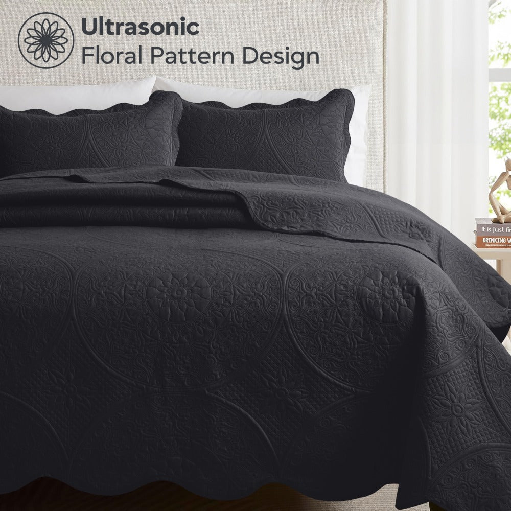 Floral-Pattern Three-Piece Bedspread Set in 16 Colors with Twin, Queen, King and California King Sizes