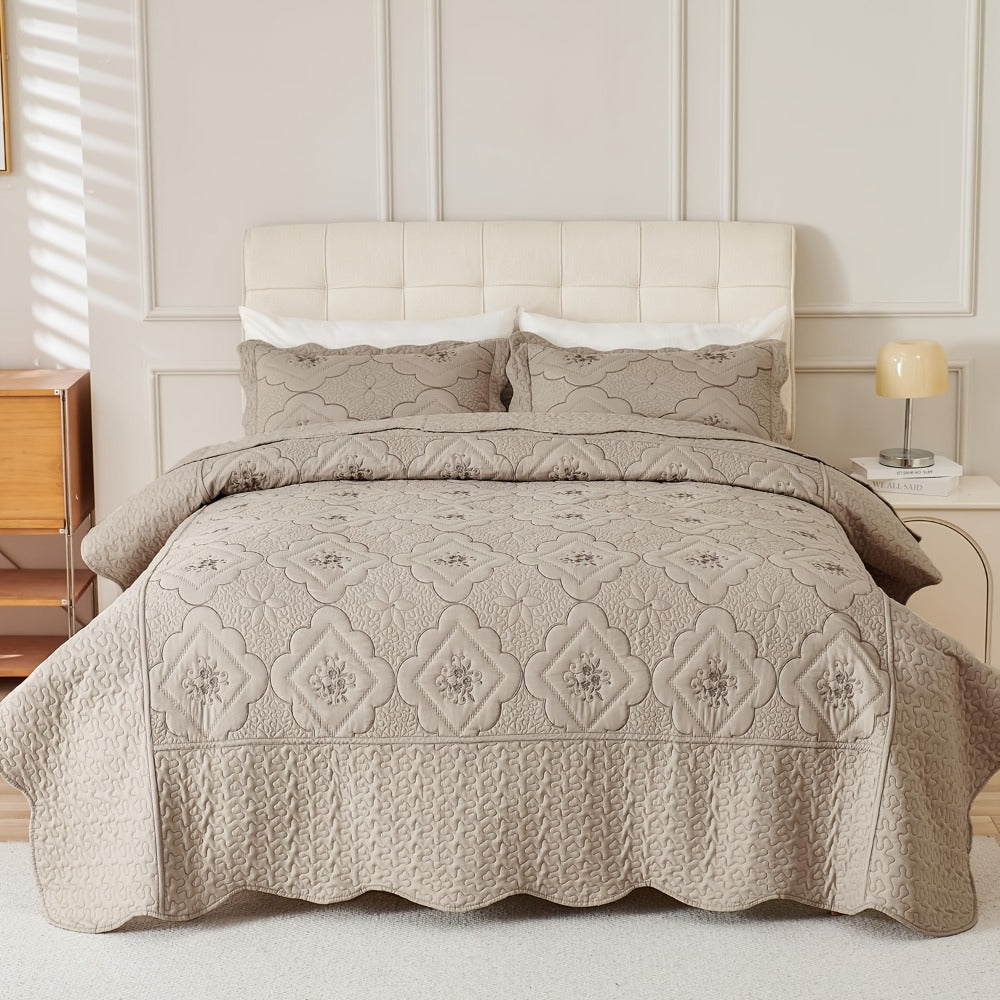 Quilt Set 3 Piece Floral Embroidery Bedspread – 100% Polyester Wrinkle Resistant Lightweight Quilted Coverlet with 2 Pillow Shams for Full