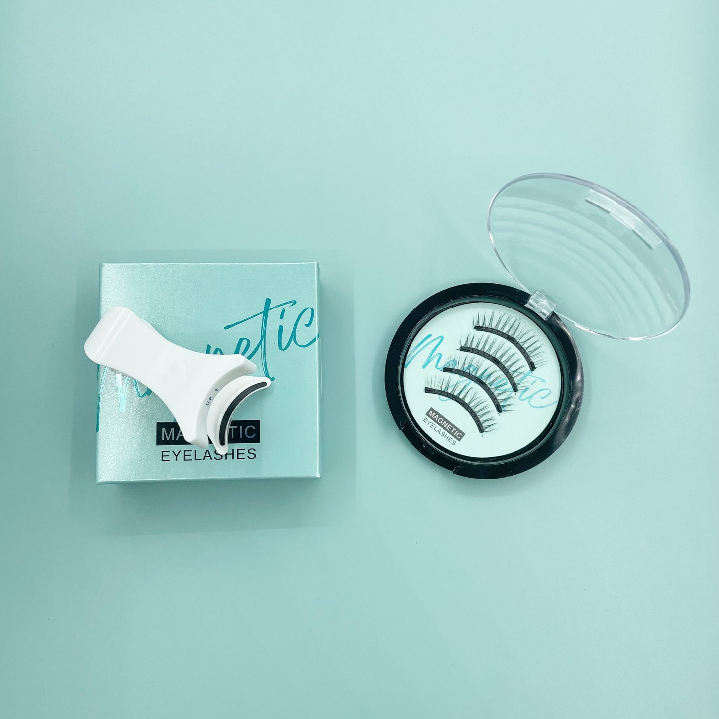 CX159-1 Natural-Style Magnetic False Eyelash Pair with White Curved Applicator and Round Case