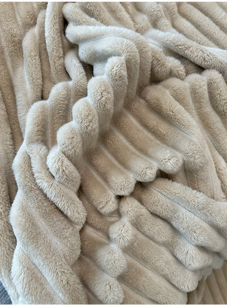 Fleece Blanket Double-Sided 3D Faux Rabbit Fur Throw – Ultra-Soft Thick 300-350g/m² for Home, Office, Travel & Camping