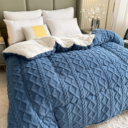 Plush Thick Comforter Blanket – Premium Warm Winter Duvet with 100% Microfiber Fill, Soft Fluffy Bedding for Bedroom & Hotel