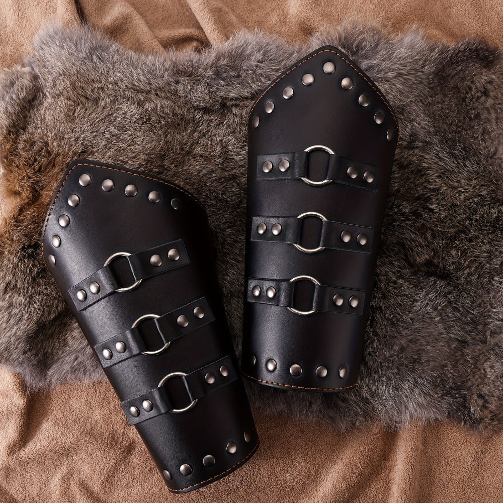 Medieval Arm Bracers 2pcs PU Leather Gauntlet Wristbands for Men, Renaissance Knight Warrior Viking Cosplay Costume Prop for Halloween LARP