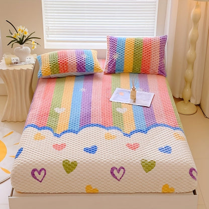 Milk Velvet Fitted Bed Sheet with Heart Carved Design, Mattress Cover, Fully Enclosed Dust Cover
