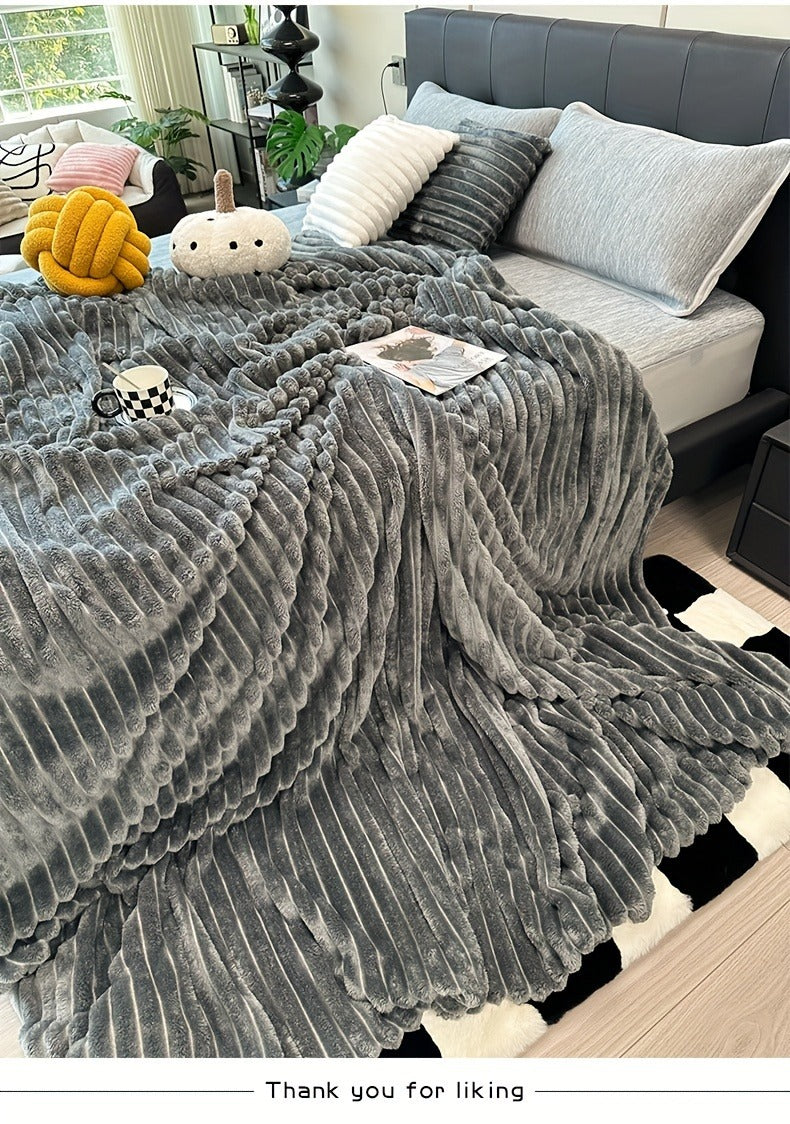 Fleece Blanket Double-Sided 3D Faux Rabbit Fur Throw – Ultra-Soft Thick 300-350g/m² for Home, Office, Travel & Camping