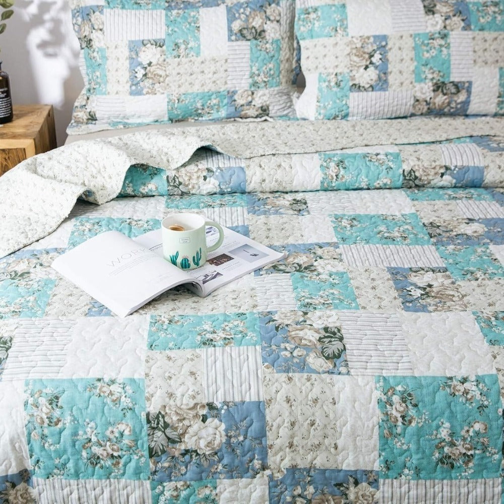 Floral Quilt Set Lightweight Bedspread Coverlet 2 or 3-Piece, All Season Hypoallergenic Breathable Paisley Patchwork Print Quilt for Bedroom