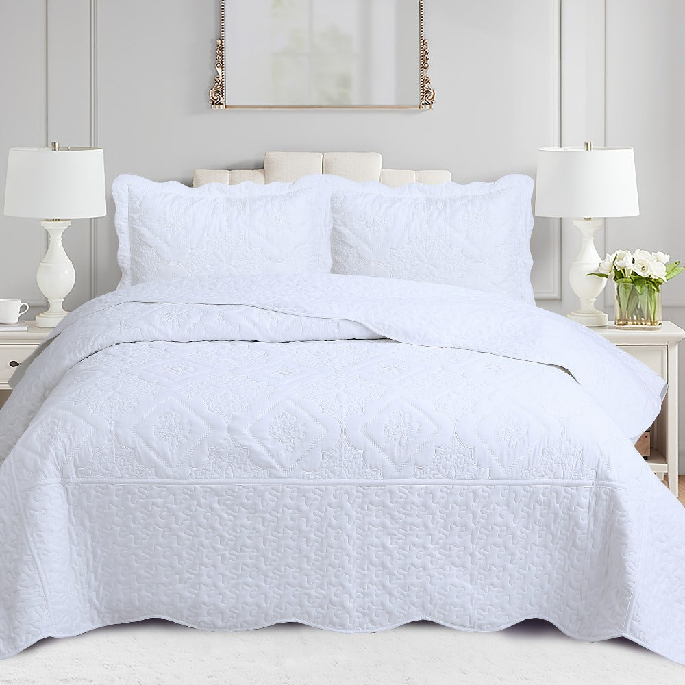 Quilt Set 3 Piece Floral Embroidery Bedspread – 100% Polyester Wrinkle Resistant Lightweight Quilted Coverlet with 2 Pillow Shams for Full