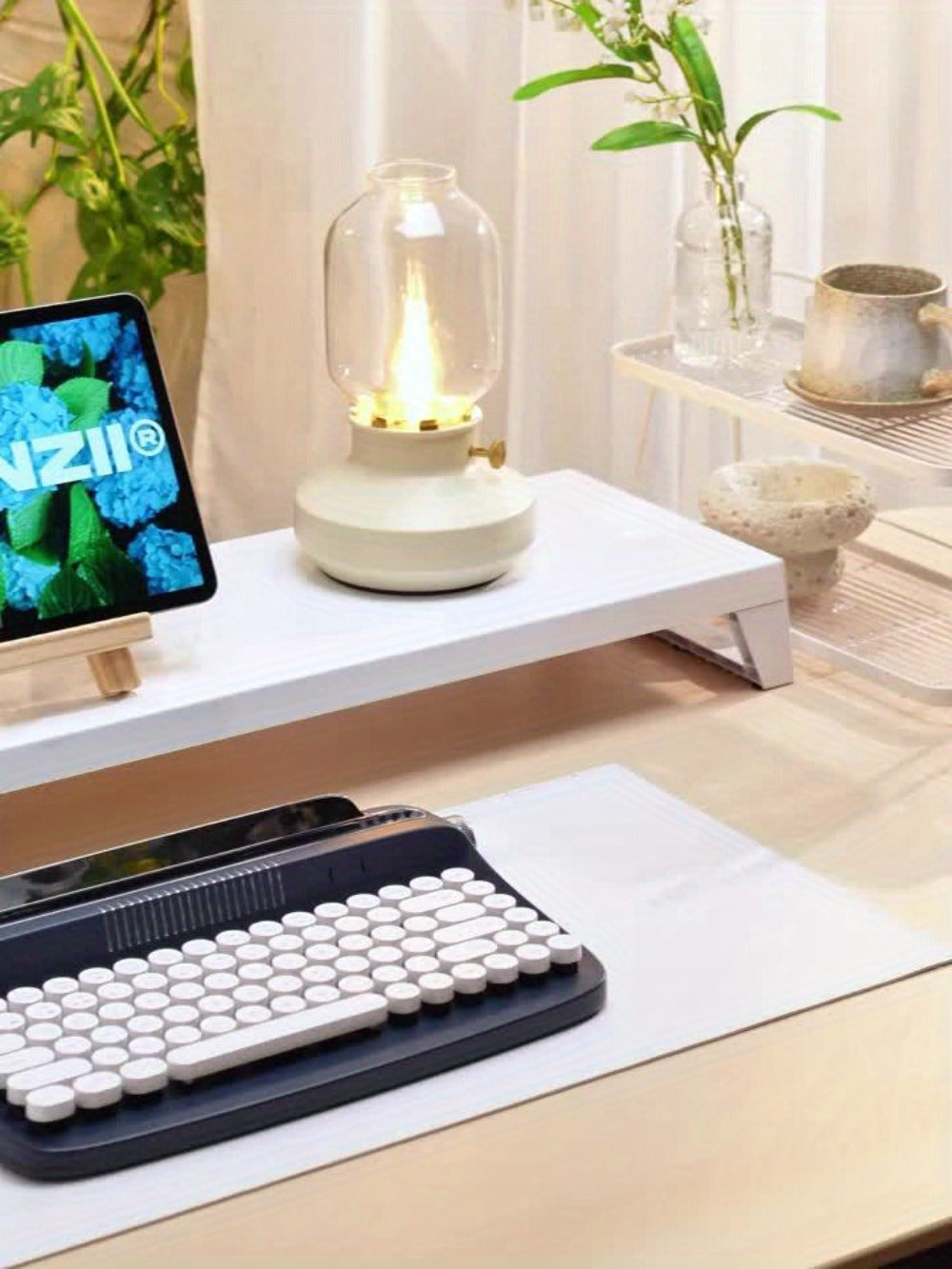 Retro Wireless Keyboard AJAZZ AF84 2.4G Dual-Mode, 84 Keys, Type-C Charging, Built-In Phone Stand