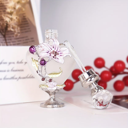 Refillable Perfume Bottle 10ml Vintage Glass Travel Atomizer Essential Oil Dispenser Portable Mini Spray Bottle Enamel Peach Heart Design