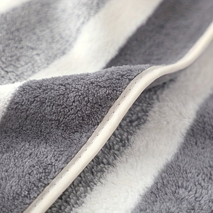 Bath Towels Set 1 or 4 Pack Microfiber Two-Color Striped Towels 27 x 55 Inch in Gray, Red and Green