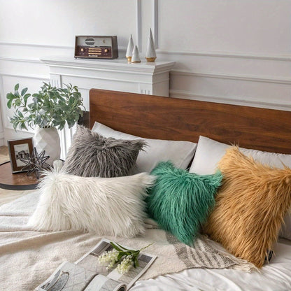 Faux Fur Throw Pillow Covers Pack of 2 – Luxury Soft Fluffy Decorative Cushion Covers for Couch Bed Sofa, Pet Friendly, Zipper Closure