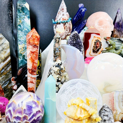 Bohemian Luxury Crystal Collector Box Gift Set - Romantic Home Decor & Holiday Gift for Parents, Friends