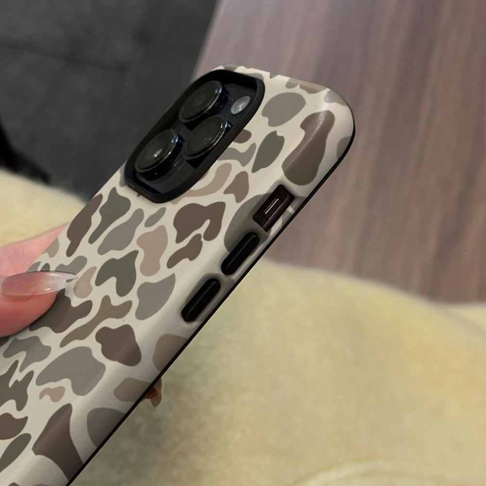 Phone Case Camo Pattern Dual-Layer PC and TPU Bumper with Reinforced Edges for Select iPhone and Galaxy Models