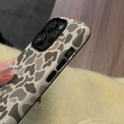 Phone Case Camo Pattern Dual-Layer PC and TPU Bumper with Reinforced Edges for Select iPhone and Galaxy Models
