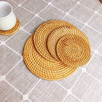 Rattan Woven Coasters Set of 6 Handcrafted Heat-Resistant Non-Slip Drink Mats Boho Table Decor for Kitchen Dining Room Coffee Table Tabletop