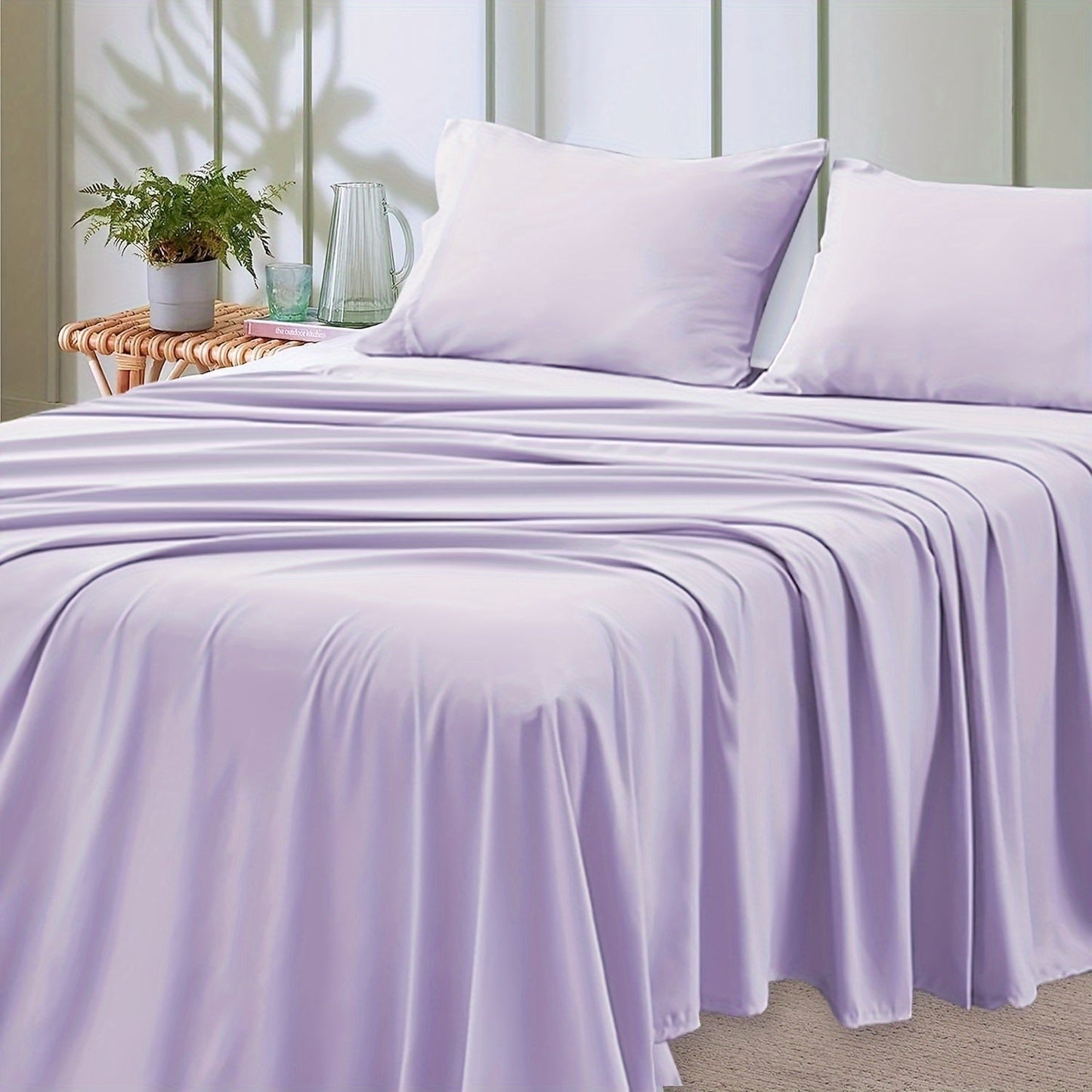 Bed Sheet Set Microfiber with Size-Dependent 3- or 4-Piece Contents, Four Bed Sizes and Eleven Colors
