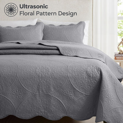 Floral-Pattern Three-Piece Bedspread Set in 16 Colors with Twin, Queen, King and California King Sizes