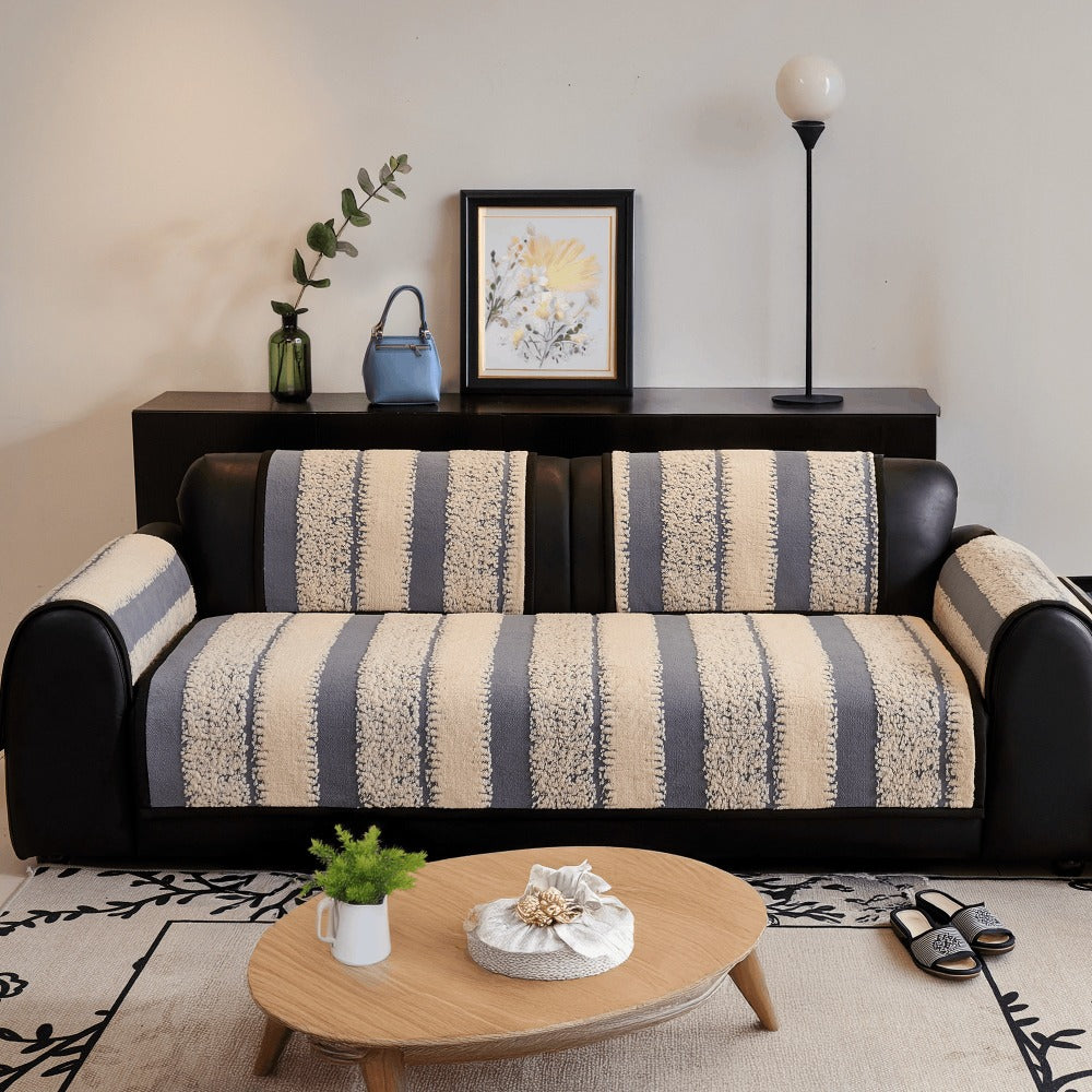 Sofa Cover Plush Sectional Couch Slipcover Durable Furniture Protector for Pets Cats Dogs for Entryways, Bedrooms and Living Spaces