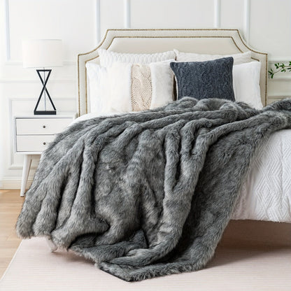 Long Hair Fluffy Reversible Plush Velvet Throw Blanket, 300-350gsm Elegant Throw for Couch & Bed