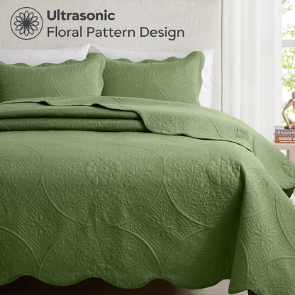 Floral-Pattern Three-Piece Bedspread Set in 16 Colors with Twin, Queen, King and California King Sizes