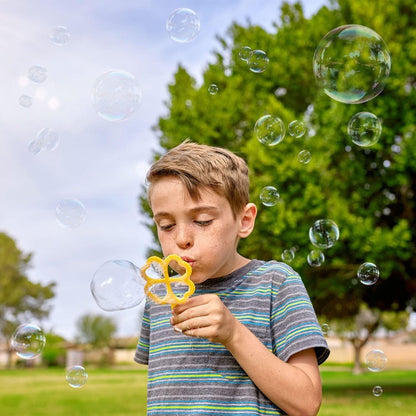 Giant Bubble Wands Set 18 Pieces, 3 Sizes with Tray & Concentrated Solution for Parties, Celebrations and Guest Favors